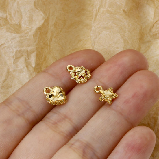 Image de 2 Pcs Breloques en Laiton Respectueux de la Nature Plaqué Or Véritable 18K A Facettes