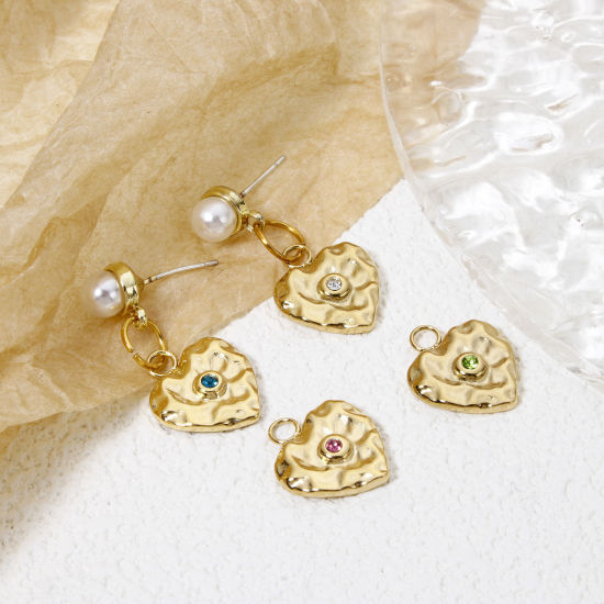 Изображение 1 ШТ Экологически чистое вакуумное покрытие 304 Нержавеющая Сталь День святого Валентина Подвески Сердце 14K настоящее золото с покрытием Серия Молотока Разноцветный Горный Хрусталь 16.5мм x 14мм