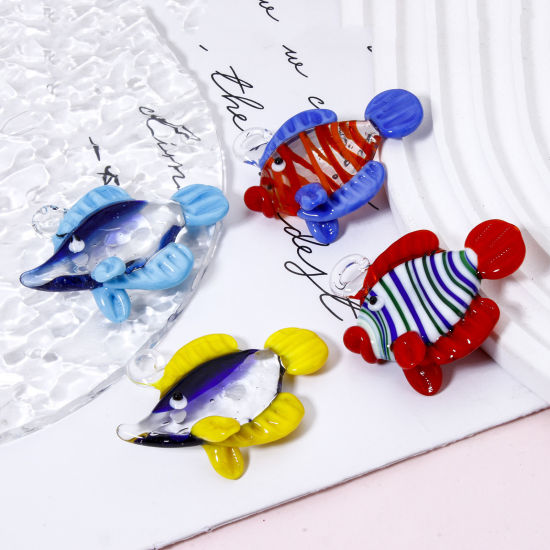 Picture of Lampwork Glass Ocean Jewelry Pendants Fish Animal Stripe 3D