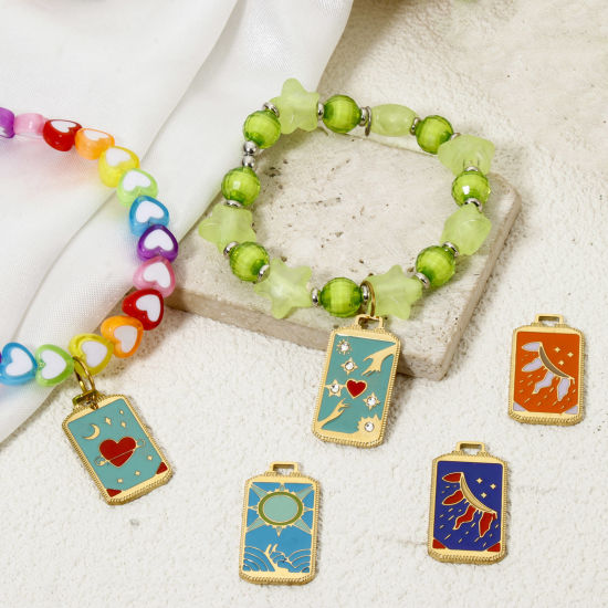 Изображение 1 ШТ Экологически чистое вакуумное покрытие 304 Нержавеющая Сталь Таро Подвески Прямоугольник 18K настоящее золото с покрытием Солнце С Эмалью 25.5мм x 14мм