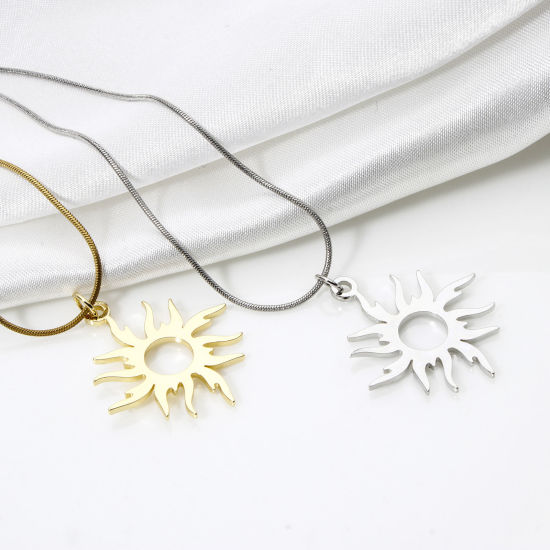 Picture of 2 PCs Eco-friendly Brass Galaxy Pendants Real Gold Plated Sun Smooth Blank 3.2cm x 2.5cm