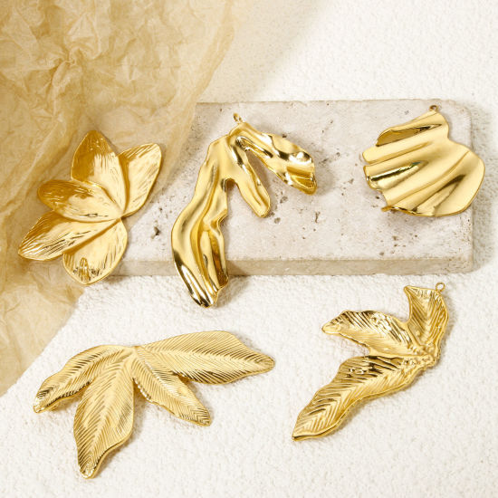 Imagen de 1 Unidad Recubrimiento al Vacío PVD Ecológico 304 Acero Inoxidable Colección Flora Colgantes Hoja 18K Oro Real Chapado
