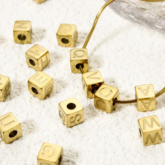 Immagine di 2 Pz Placcatura Sottovuoto PVD Ecologica 304 Acciaio Inossidabile Perline per la Creazione di Gioielli con Fai-da-te Placcato Oro 14K Cubo Lettera Maiuscola Lettere " A-Z " 5mm x 5mm, Buco: Circa 2mm