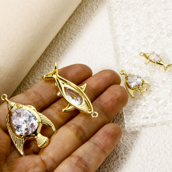 Bild von Umweltfreundlich Messing Ozean Schmuck Anhänger 18K Echtgold plattiert Fisch Klar Kubischer Zirkon