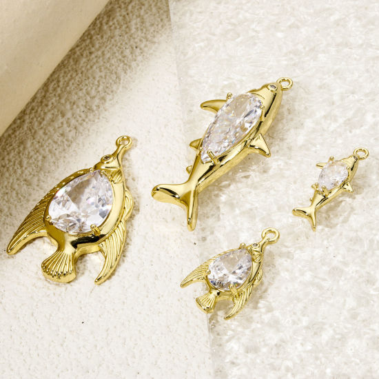 Bild von Umweltfreundlich Messing Ozean Schmuck Anhänger 18K Echtgold plattiert Fisch Klar Kubischer Zirkon
