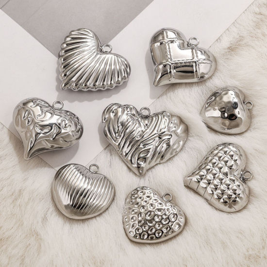 Picture of 304 Stainless Steel Pendants Heart Texture 3D