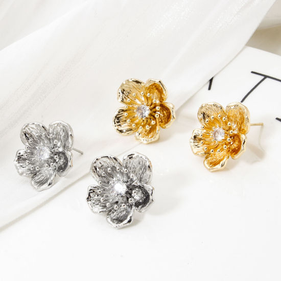 Bild von Umweltfreundlich Messing Flora Kollektion Ohrring Ohrstecker Echtgold plattiert Blumen Klar Kubisch Zirkonia Mit Öse 21mm x 21mm
