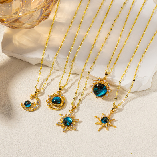 Image de 1 Pièce Collier à Pendentif Chaîne Maille Lèvres Galaxie en Laiton & Verre Respectueux de la Nature Plaqué Or Véritable 18K Pour Femmes 45cm + 5cm long