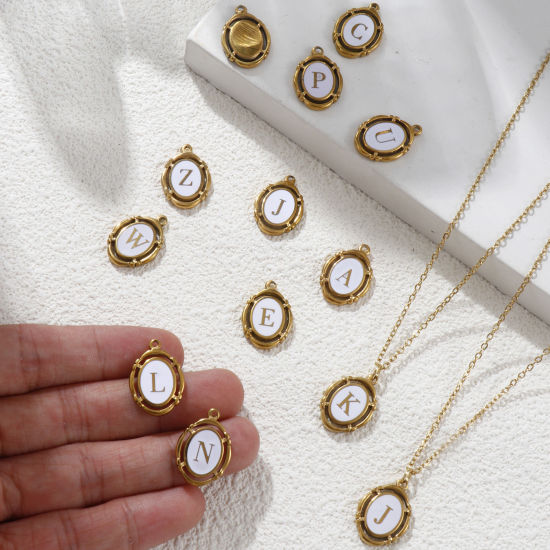 Immagine di 1 Pz Placcatura Sottovuoto PVD Ecologica 304 Acciaio Inossidabile Ciondoli Placcato Oro 18K Bianco Smalto Ovale Lettera Maiuscola Messaggio " A-Z " Filigrana 20mm x 14mm