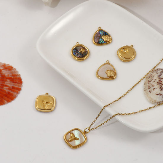 Imagen de 1 Piece Eco-friendly PVD Vacuum Plating 304 Stainless Steel & Natural Shell Charms 18K Real Gold Plated