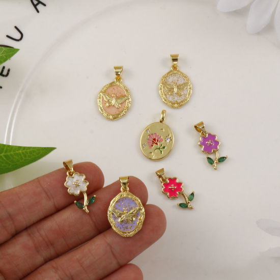 Imagen de 2 Unidades Latón Colgantes Chapado en Oro de 18K Multicolor Esmalte Flor Mariposa
