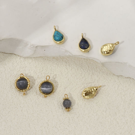 2 PCs Eco-friendly Brass & Gemstone Charms 18K Real Gold Plated の画像