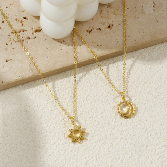 Immagine di 18K Vero Oro Placcato Catena a Cavo Sole & Luna Collana con Ciondolo, Ottone 46cm + 6cm, Per Donne, Squisito Galassia Ecologico, 1 Pz