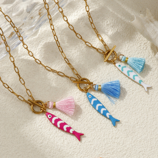 Bild von 18K Echtgold plattiert Büroklammerkette Fisch Anhänger Halskette, 304 Edelstahl & Polyester 45cm, Für Frauen, Quaste Bunt Doppelseitige Emaille, Ozean Schmuck Geschenk, Umweltfreundliche PVD-Vakuumbeschichtung