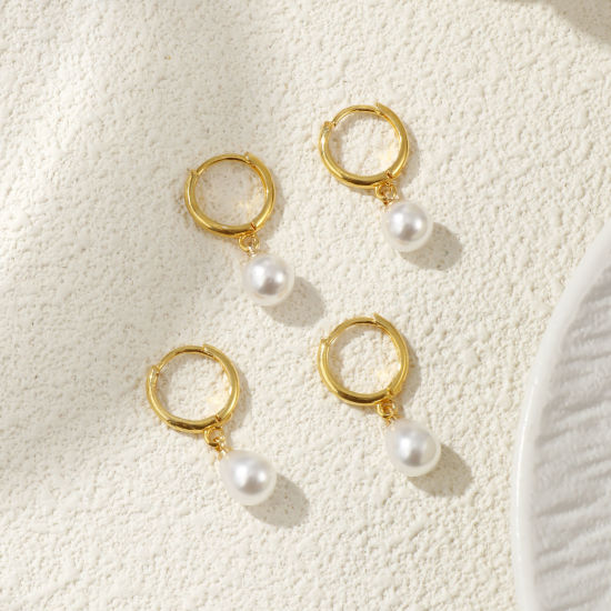 1 ペア エコフレンドリー 雅びやか エレガント 素敵 18Kリアルゴールドメッキ 白 真鍮 アクリル模造真珠 イヤリング 女性のため プレゼント の画像