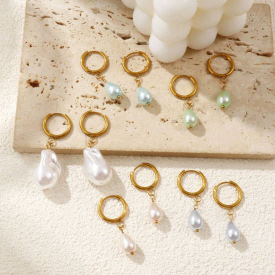 Bild von Umweltfreundliche Vakuumbeschichtung Süß Exquisit Vergoldet 304 Edelstahl & Acryl Imitat Perle Hoop Ohrringe Für Frauen Geschenk