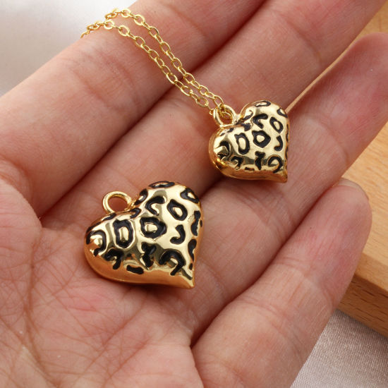 Immagine di 1 Pz Ecologico Ottone San Valentino Ciondoli 18K Vero Oro Placcato Nero Smalto Cuore Leopardo 3D
