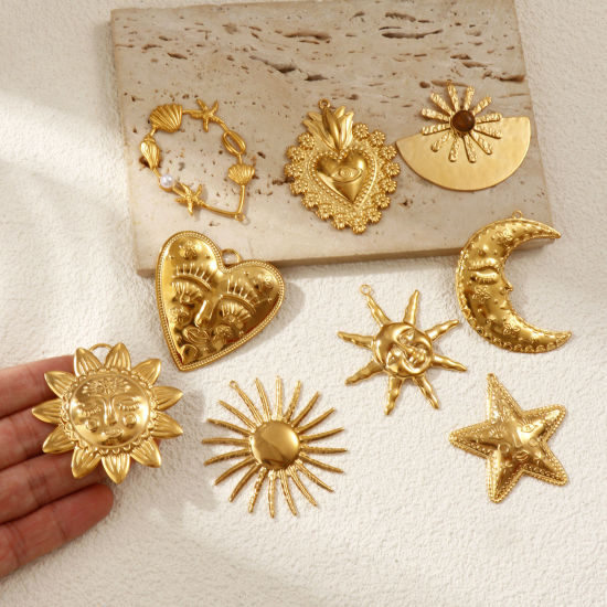 Изображение 1 ШТ Экологичное вакуумное PVD-покрытие 304 Нержавеющая Сталь Подвески 18K настоящее золото с покрытием