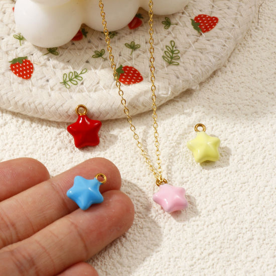 Immagine di 1 Pz Placcatura Sottovuoto PVD Ecologica 304 Acciaio Inossidabile Galassia Ciondoli Placcato Oro 18K Smalto Stella a Cinque Punte 3D 14mm x 11mm