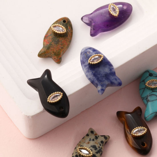 Bild von Messing und Edelstein Ozean Schmuck Charms Vergoldet Fisch Transparent Strassstein 23mm x 12mm