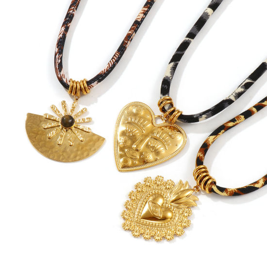 Immagine di 18K Vero Oro Placcato Collana con Ciondolo, 304 Acciaio Inossidabile & Poliestere 45cm + 5cm, Unisex, Squisito Retrò Regalo, Placcatura Sottovuoto PVD Ecologica, 1 Pz