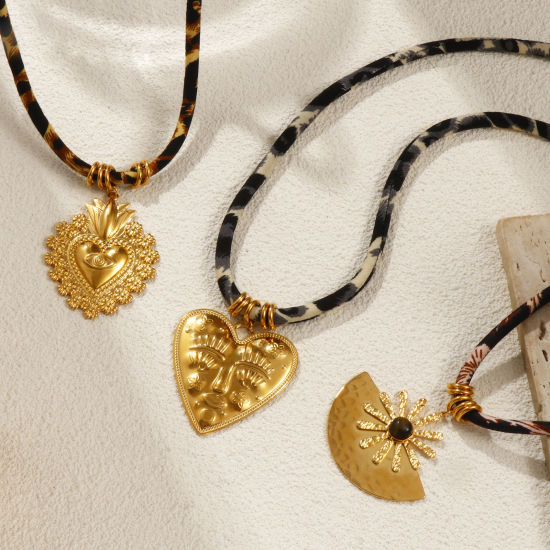 Immagine di 18K Vero Oro Placcato Collana con Ciondolo, 304 Acciaio Inossidabile & Poliestere 45cm + 5cm, Unisex, Squisito Retrò Regalo, Placcatura Sottovuoto PVD Ecologica, 1 Pz