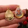 2 個 エコフレンドリー PVD真空メッキ 304ステンレス鋼 クリスマス チャーム 18Kリアルゴールドメッキ 多色 滴 ドロップ 印刷された 28mm x 19mm、 の画像