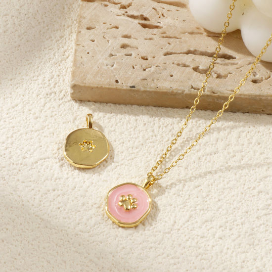 Immagine di 2 Pz Ecologico Ottone Memoriale dell'animale Ciondoli 18K Vero Oro Placcato Smalto Irregolare Orma di Zampa Madreperla 19.5mm x 14mm