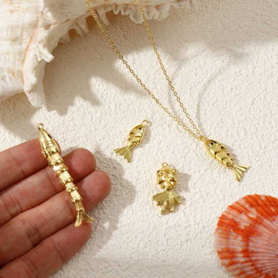 Изображение 1 ШТ Латунь Морские Украшения Подвески 18K позолоченный Рыба Черный Искусственный Циркон