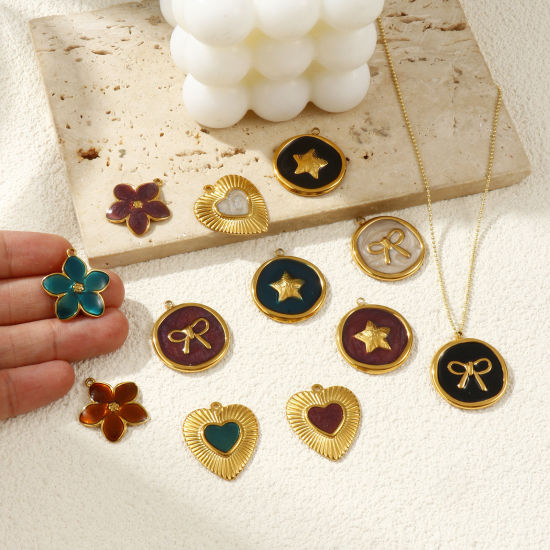 2 個 エコフレンドリー PVD真空メッキ 304ステンレス鋼 チャーム 18Kリアルゴールドメッキ エナメル の画像