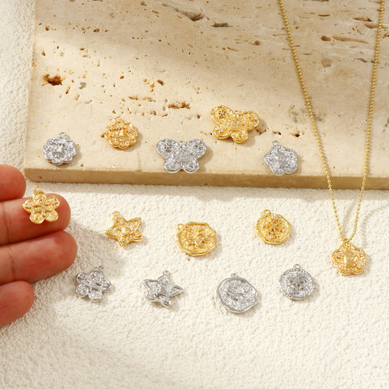 Immagine di 2 PCs Eco-friendly Brass Christmas Charms Real Gold Plated Double Sided Clear Cubic Zirconia