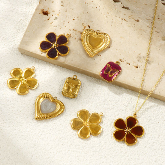 2 PCs Eco-friendly PVD Vacuum Plating Waterproof Anti-Tarnish Hypoallergenic 304 Stainless Steel Charms 18K Real Gold Plated Enamel Flower Butterfly の画像