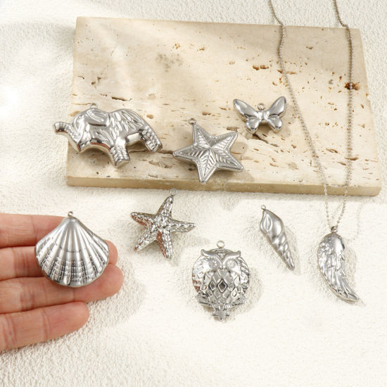 Image de 1 Piece Eco-friendly 304 Stainless Steel Charms Silver Tone Hollow