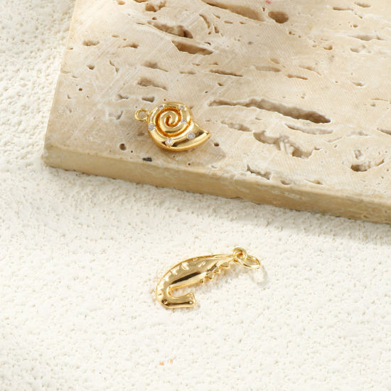 2 個 エコフレンドリー 真鍮 チャーム 18Kリアルゴールドメッキ 海洋動物 の画像