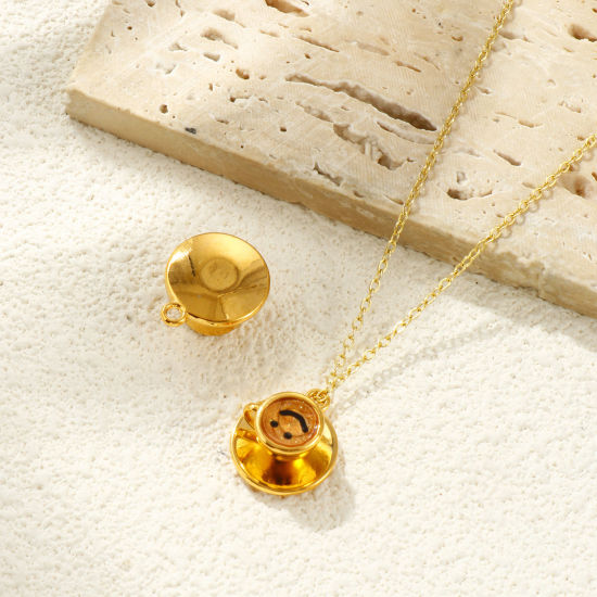 1 個 エコフレンドリー PVD真空メッキ 防水 耐変色性の 低アレルギー性の 304ステンレス鋼 チャーム 18Kリアルゴールドメッキ エナメル カップ 光沢ある 18mm x 15mm、 の画像