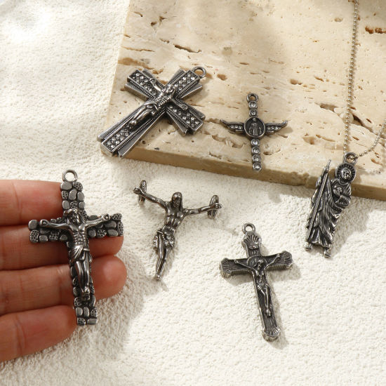 Picture of Eco-friendly 304 Stainless Steel Religious Charms Antique Silver Color Christ Jesus Cross Crucifix