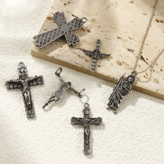 Picture of Eco-friendly 304 Stainless Steel Religious Charms Antique Silver Color Christ Jesus Cross Crucifix