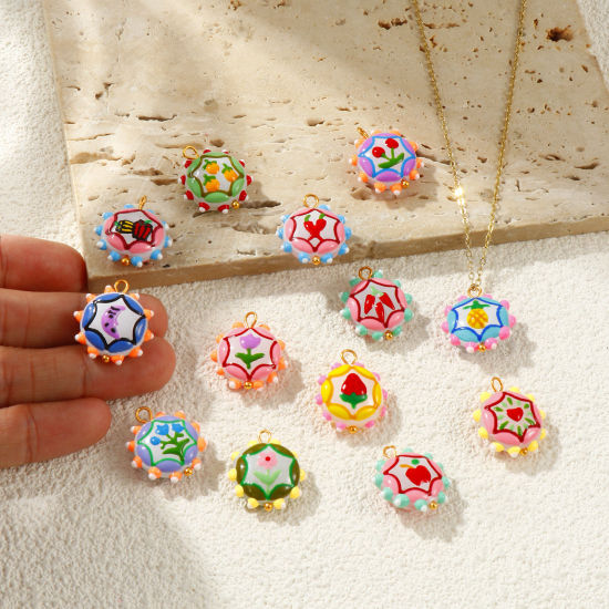 2 個 エコフレンドリー PVD 防水 耐変色性の 低アレルギー性の 304ステンレス鋼＋樹脂 チャーム 卸売り 18Kリアルゴールドメッキ 多色 エナメル フラワー 22mm x 19mm、 の画像