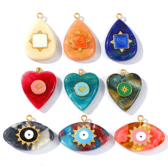 1 個 エコフレンドリー PVD 防水 耐変色性の 低アレルギー性の 304ステンレス鋼＋樹脂 チャーム 卸売り 18Kリアルゴールドメッキ の画像