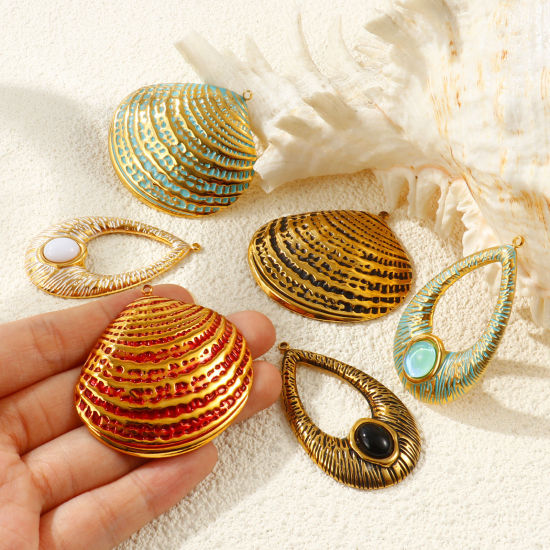 1 個 エコフレンドリー PVD 防水 耐変色性の 低アレルギー性の 304ステンレス鋼 チャーム 卸売り 18Kリアルゴールドメッキ の画像