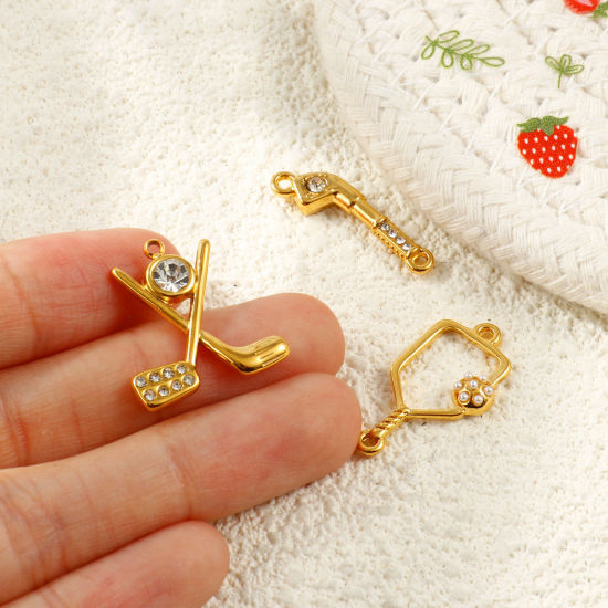 2 個 エコフレンドリー PVD 防水 耐変色性の 低アレルギー性の 304ステンレス鋼 スポーツ コネクター ペンダント チャーム 卸売り 18Kリアルゴールドメッキ の画像