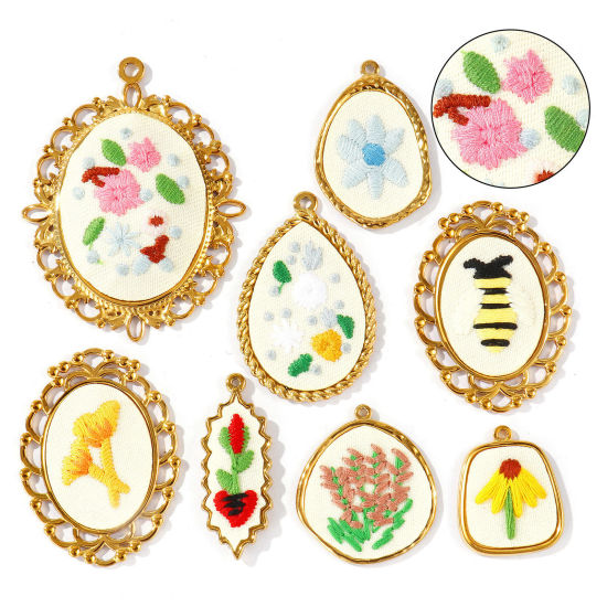 1 個 エコフレンドリー PVD 耐変色性の 低アレルギー性の 304ステンレス鋼 ペンダント 卸売り 18Kリアルゴールドメッキ 多色 幾何学 花 ハンドメイド 刺繍 の画像