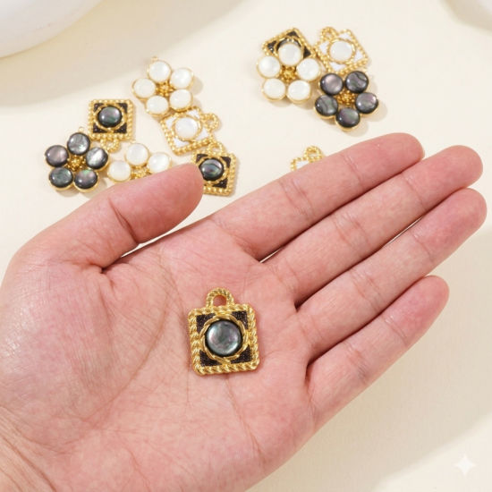 Picture of 1 Piece Eco-friendly PVD Waterproof Anti-Tarnish Hypoallergenic 304 Stainless Steel & Natural Shell Charms Wholesale 18K Real Gold Plated