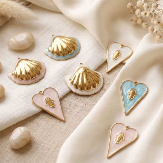 Picture of Eco-friendly PVD Waterproof Anti-Tarnish Hypoallergenic 304 Stainless Steel Charms Wholesale 18K Real Gold Plated Enamel Pearlized