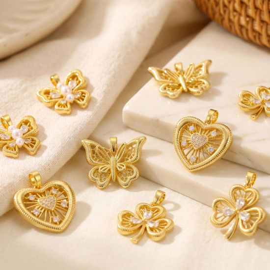 Imagen de 2 Unidades Latón Style Of Royal Court Character Colgantes Charms Al Por Mayor Chapado en Oro de 18K Encaje Hueco