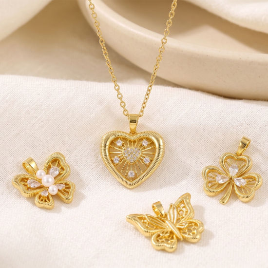 Imagen de 2 Unidades Latón Style Of Royal Court Character Colgantes Charms Al Por Mayor Chapado en Oro de 18K Encaje Hueco