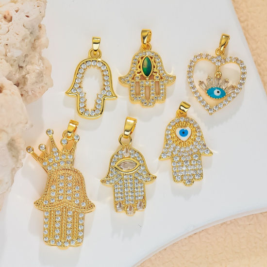 Image de 2 Pcs Pendentifs En Gros Religieux en Laiton Plaqué Or 18K Khamsa Symbole Paume Micro Pave à Zircone Cubique Clair