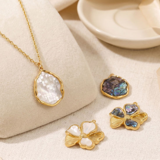 Picture of 1 Piece Eco-friendly PVD Waterproof Anti-Tarnish Hypoallergenic 304 Stainless Steel & Natural Shell Charms Wholesale 18K Real Gold Plated