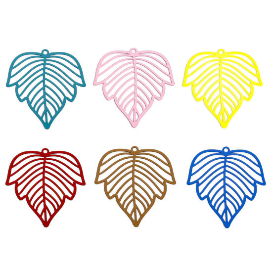 Bild von 10 Stück Eisenlegierung Filigran Stempel Verzierung Charms Bunt Ahornblatt Spritzlackierung 29mm x 27mm