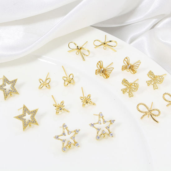Immagine di 2 Pz Ecologico Ottone Squisito Orecchino a Bottone dell'Orecchio per Accessori per la Creazione di Gioielli Fai-da-te Placcato Oro 18K Cravatta a Farfalla Pizzo Trasparente Strass
